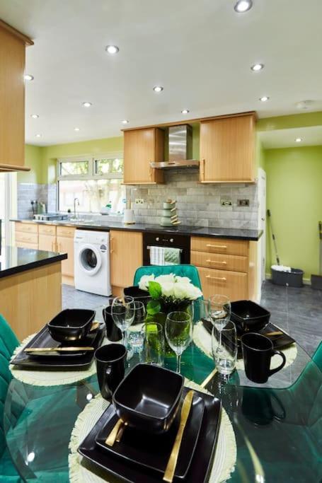 *Little Haven In Leeds* ¤Private Parking¤ Ensuite 利兹 外观 照片