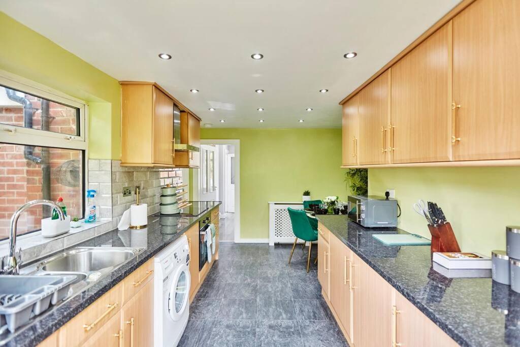 *Little Haven In Leeds* ¤Private Parking¤ Ensuite 利兹 外观 照片