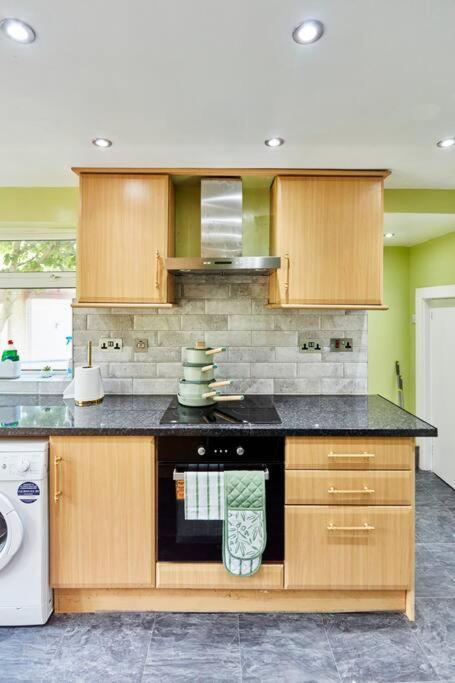 *Little Haven In Leeds* ¤Private Parking¤ Ensuite 利兹 外观 照片